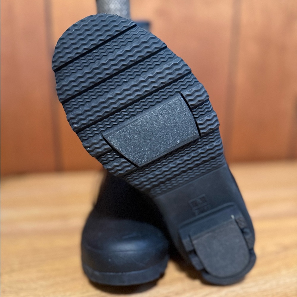 Chooka Black and Brown Herringbone Rain Boots - Picture 3 of 5